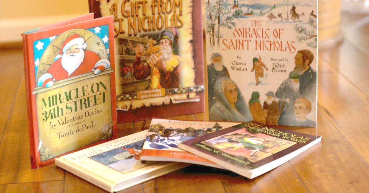 RAR #36: Christmas and Advent Read-Alouds with Elizabeth Foss