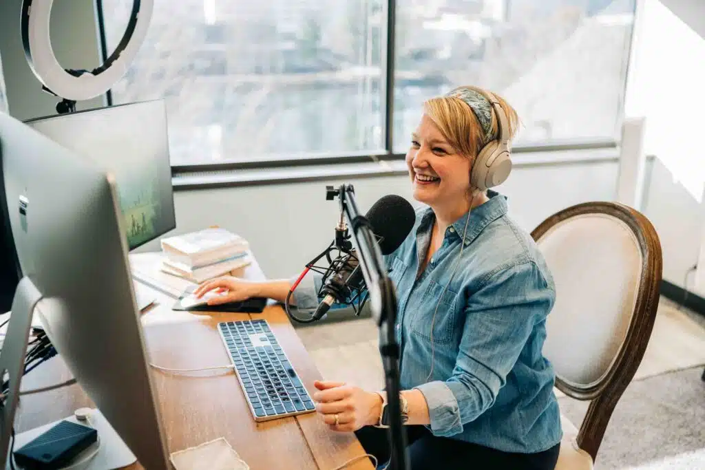 KE21190 - Read-Aloud Revival ® with Sarah Mackenzie